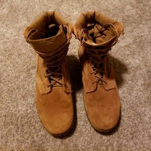 Coyote Brown Combat Boots